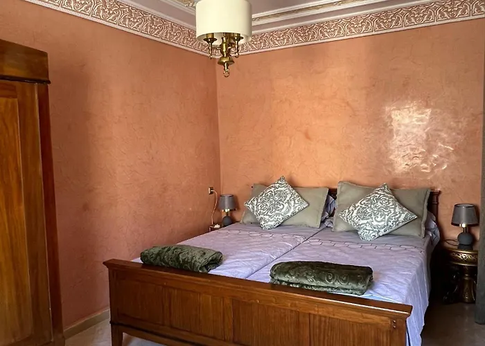 5Min To Beach, Wifi, Terrace, Stylish Fully Equipped Appartement Parking For Free