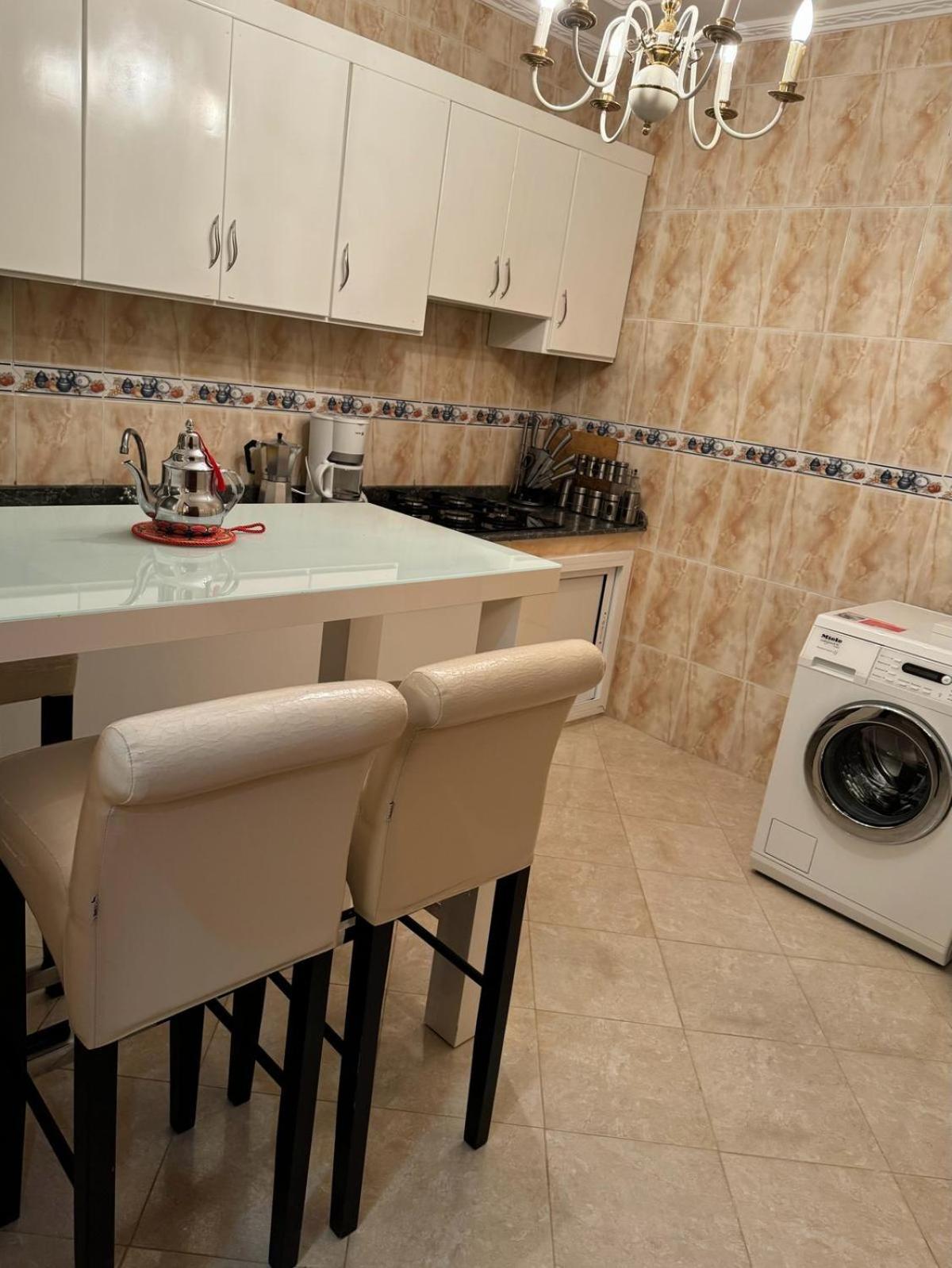 5min To Beach, Wifi, Terrace, Stylish Fully Equipped Parking For Free Appartement Nador