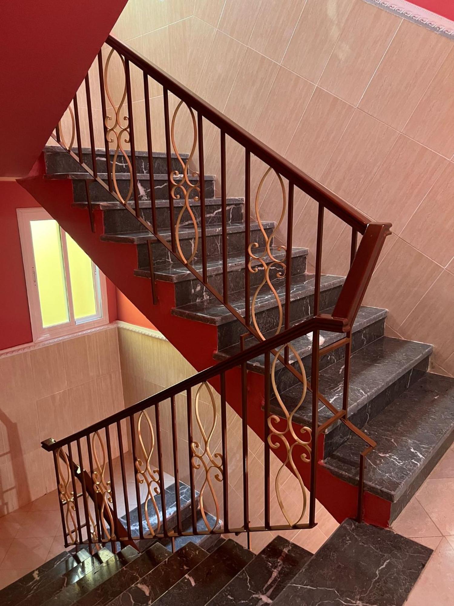 5min To Beach, Wifi, Terrace, Stylish Fully Equipped Parking For Free
